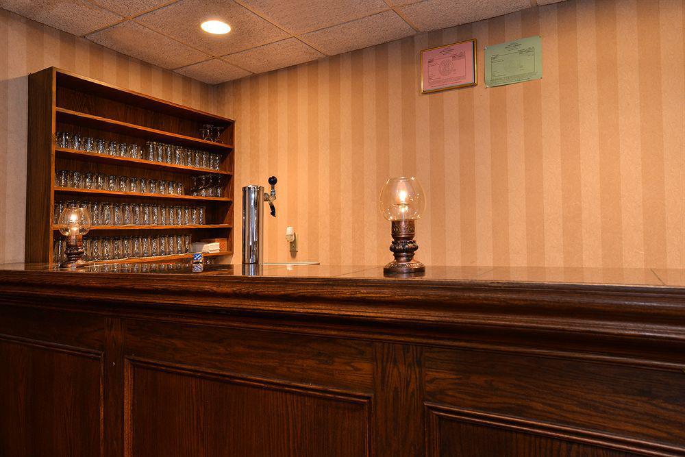 Hotel Days & By Wyndham Roseville/detroit Area Roseville